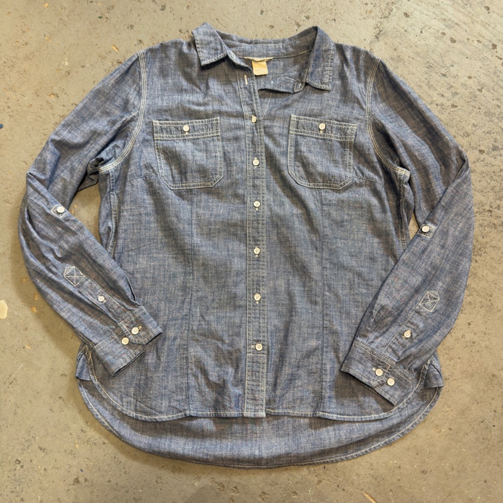 Duluth Trading Co Blue Organic Cotton Chambray Roll Tab Button Down Shirt Large